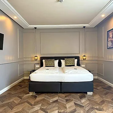 Boutique Zuckerfabrik 4*